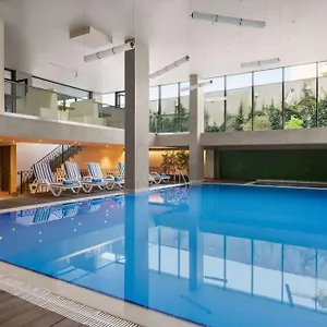 Ramada By Wyndham Old מלון טביליסי